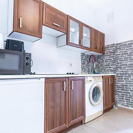 Simple Apt W Full Kitchen Wiener Stadthalle エクステリア 写真